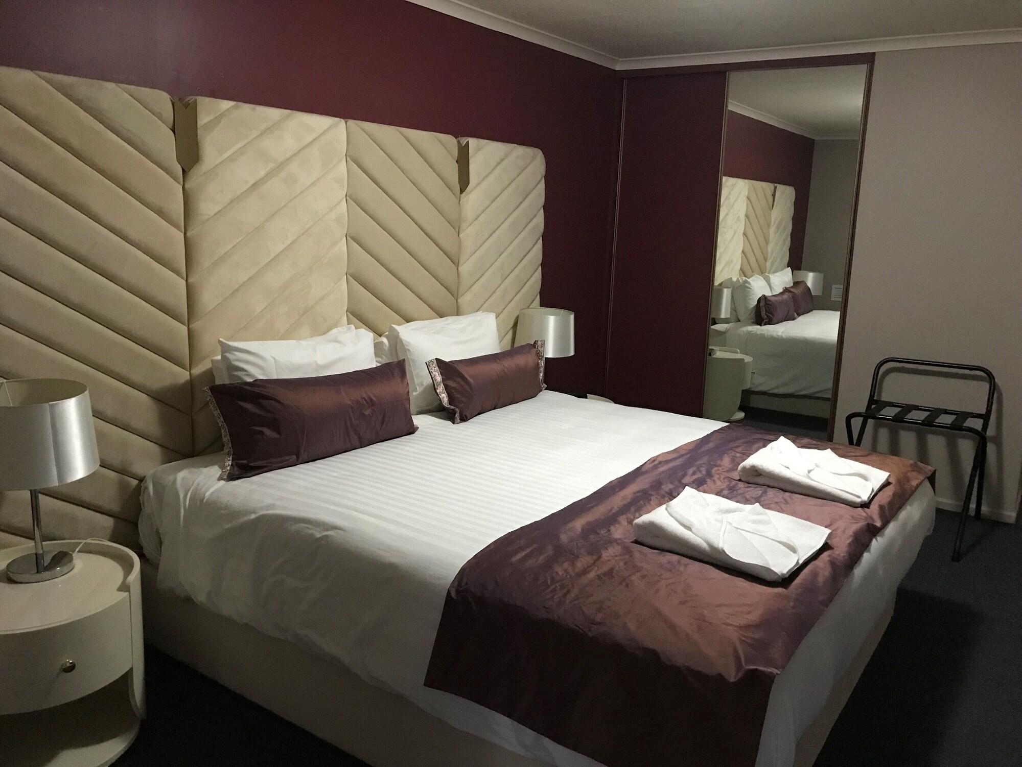 Highpoint International Hotel Gladstone Extérieur photo