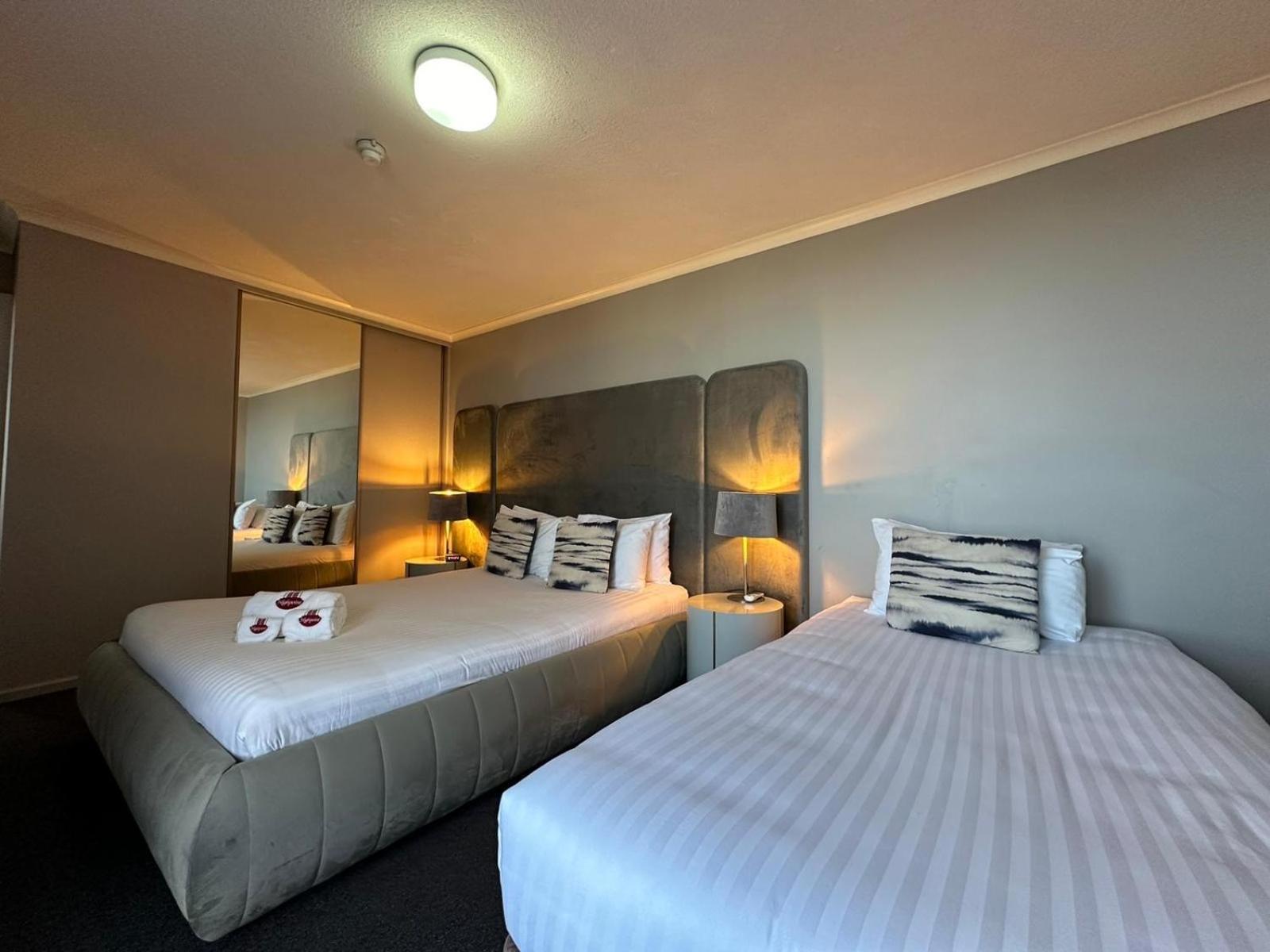 Highpoint International Hotel Gladstone Extérieur photo
